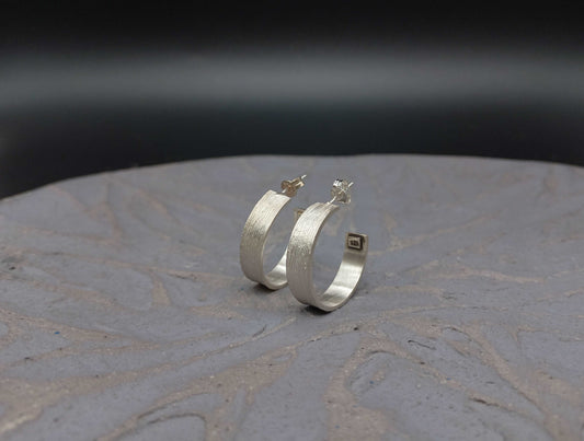 Lines hoops