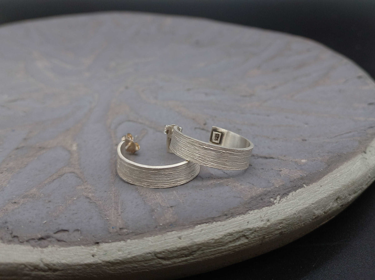 Lines hoops