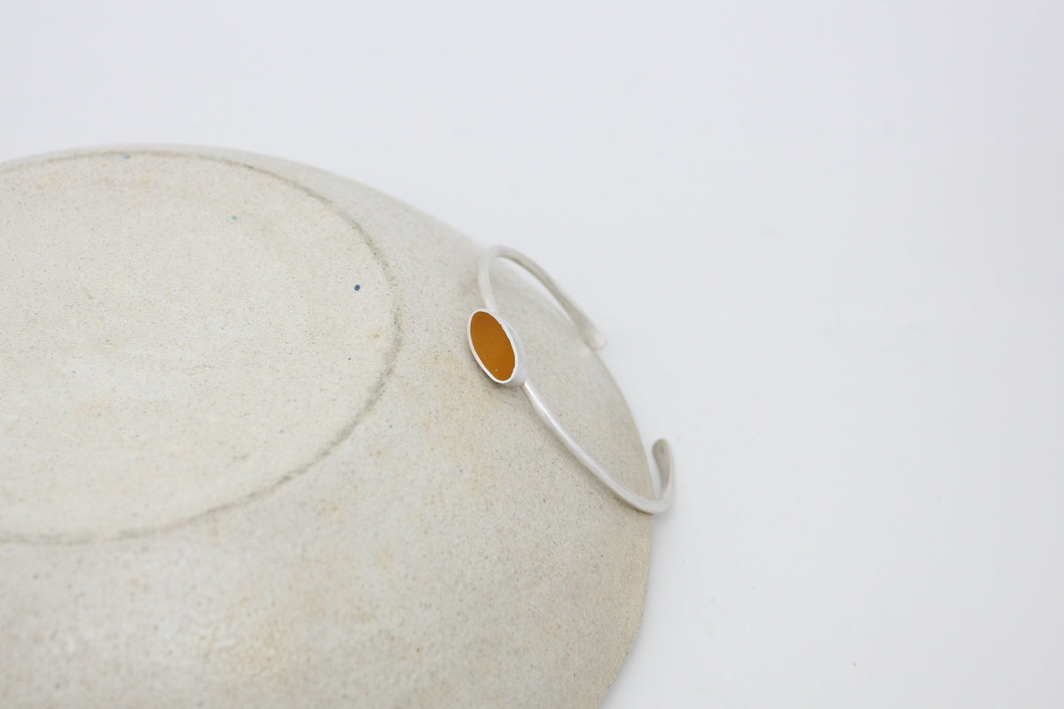 Yellow ochre oval shape bracelet