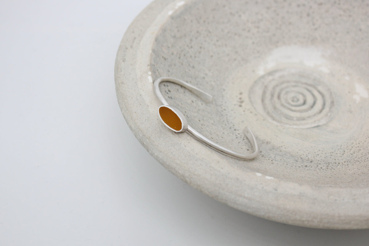 Yellow ochre oval shape bracelet