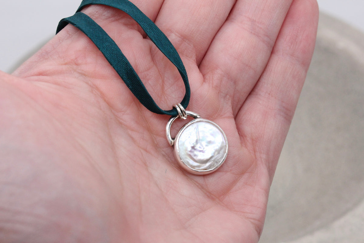 Pearl pendant