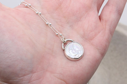 Pearl pendant